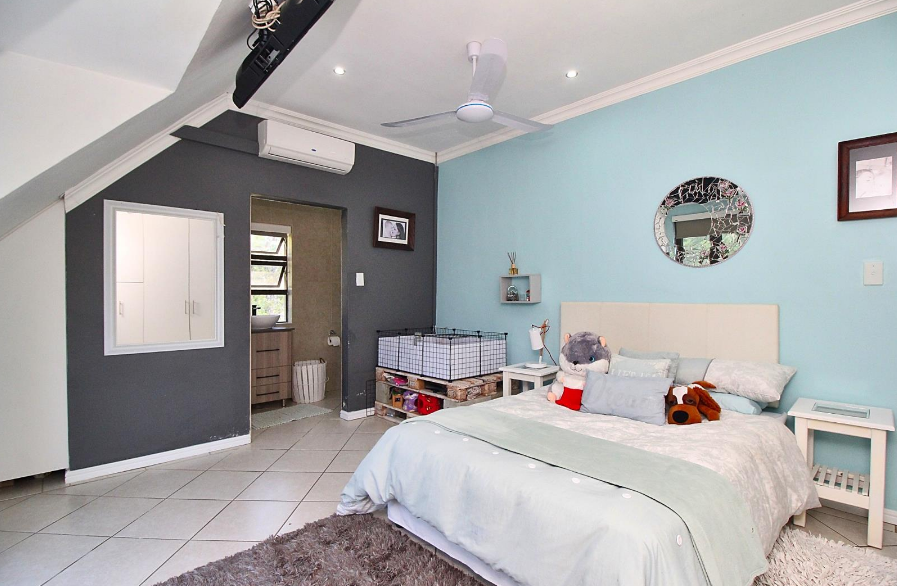 5 Bedroom Property for Sale in High Riding Country Estate Western Cape